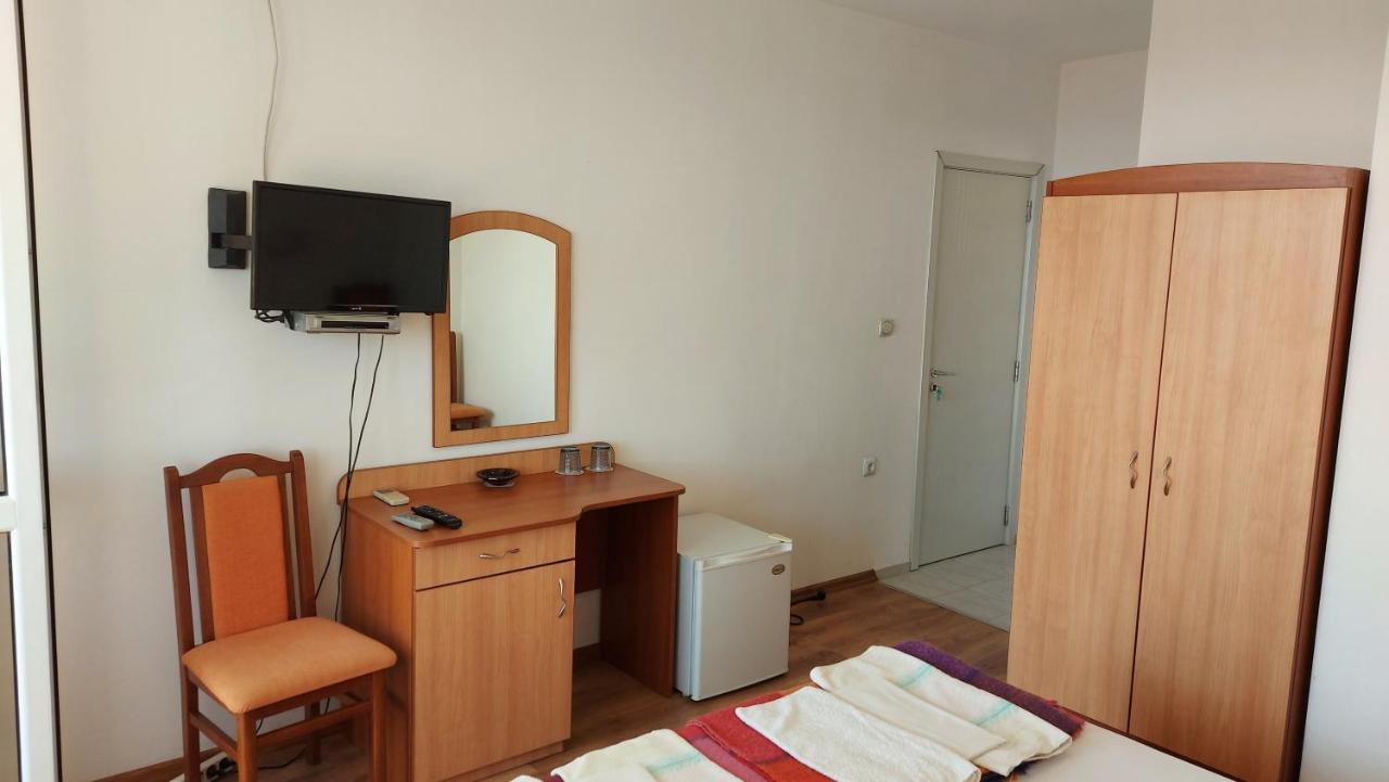 סבטי ולאס Guest House Rona - Free Parking And Sea View מראה חיצוני תמונה