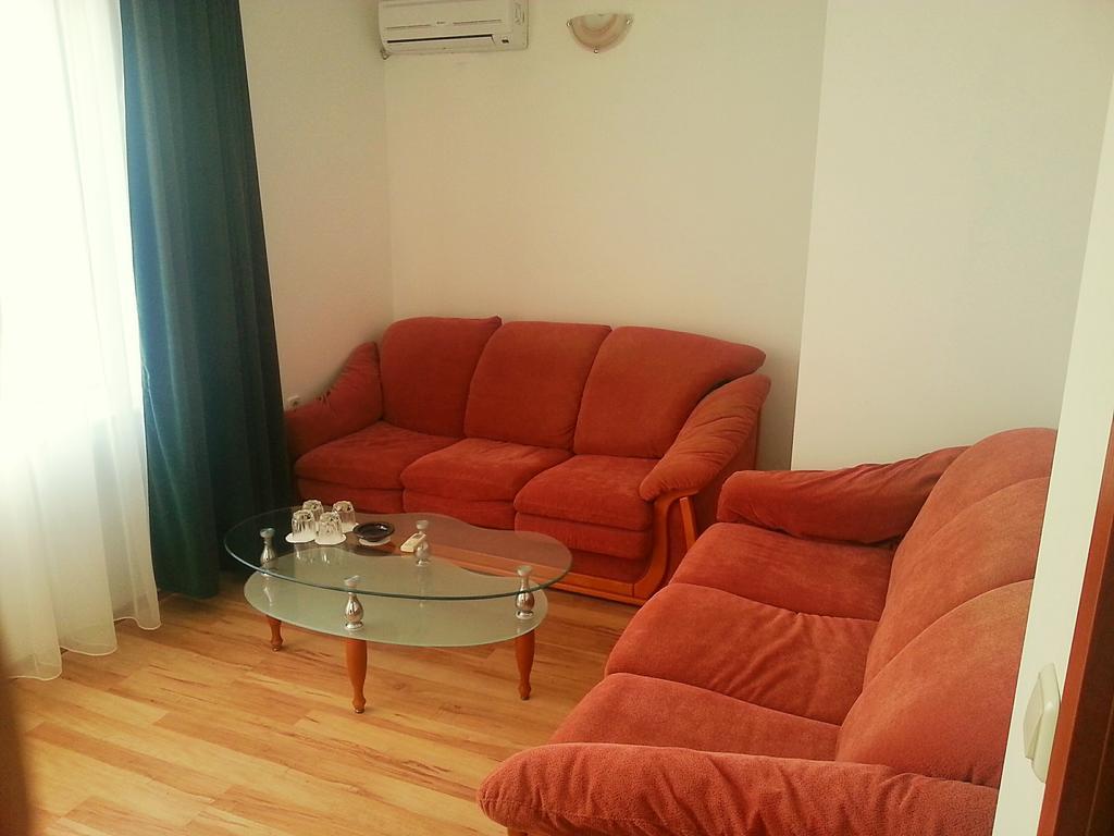 סבטי ולאס Guest House Rona - Free Parking And Sea View מראה חיצוני תמונה